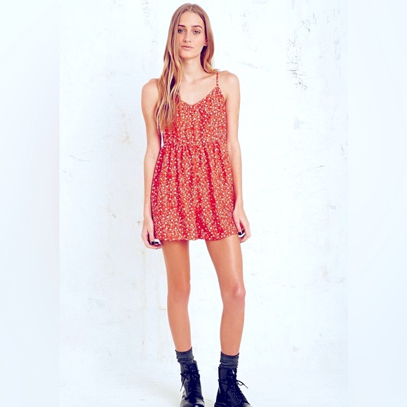 Kimichi Blue Coco Loco Playsuit Romper in Coral- Small - Picture 1 of 9